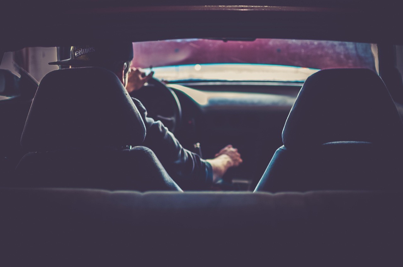 When Is It Wiser To Replace Your Car’s Bumper Instead of Repairing It
