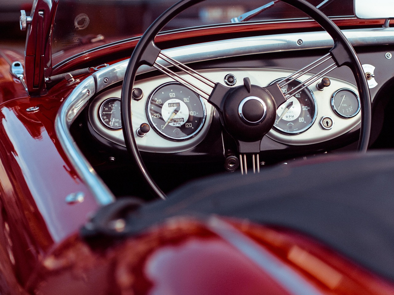 Why Would You Hire a Towing Solutions?